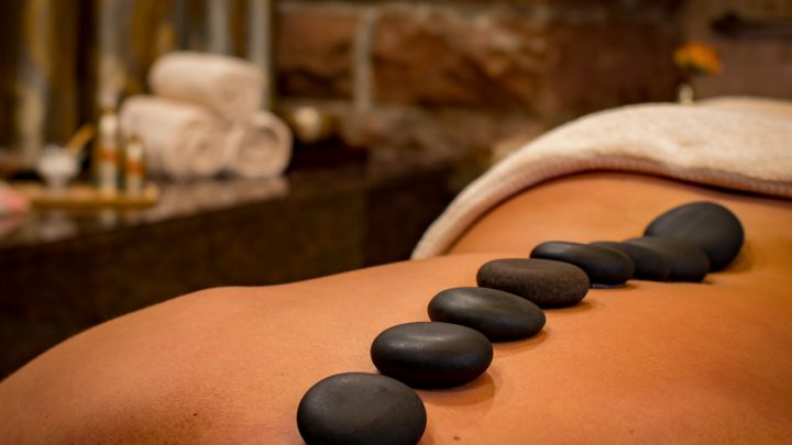 Qu’est-ce qu’un massage naturiste ou érotique ?