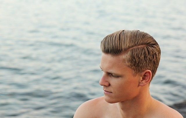 Coupe de cheveux homme : quelles sont les tendances 2021 ?