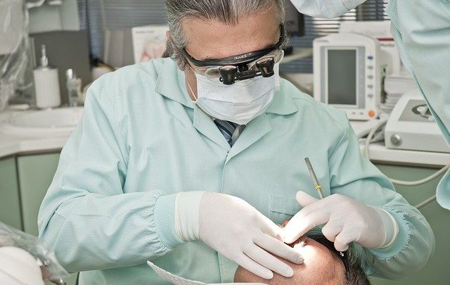 Quand faut-il se rendre chez le dentiste ?