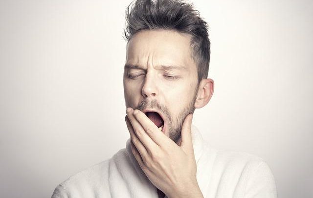 Diffusion d’huiles essentielles pour l’insomnie