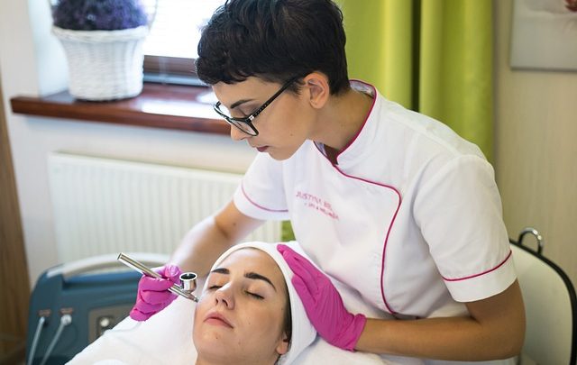Quelles sont les différentes prestations proposées dans un institut de beauté ?