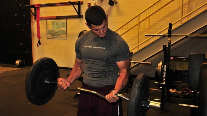 Développez une force explosive avec ces 4 mouvements de renforcement musculaire