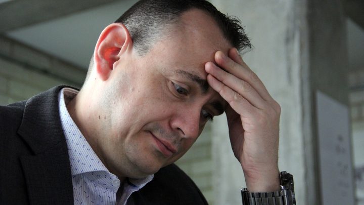 Comment améliorer votre posture pour éviter les maux de tête liés à une mauvaise position ?