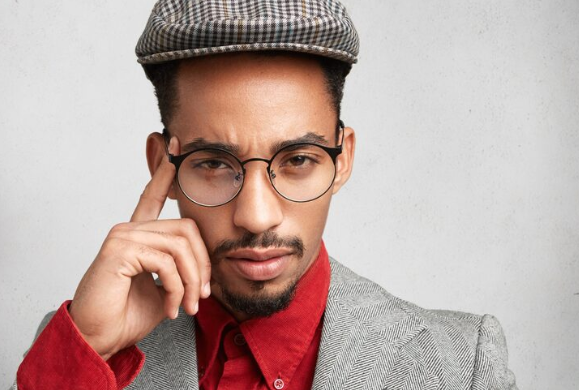 Quelles lunettes de vue homme valorisent le mieux votre visage ?